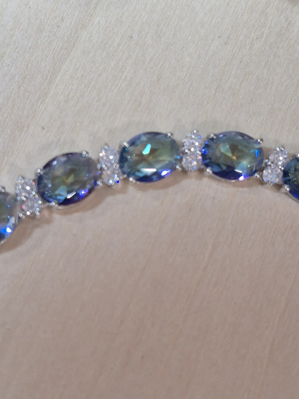 💙💚NEW💙💚 STUNNING!! AAA CZ Mystic Blue Bracelet